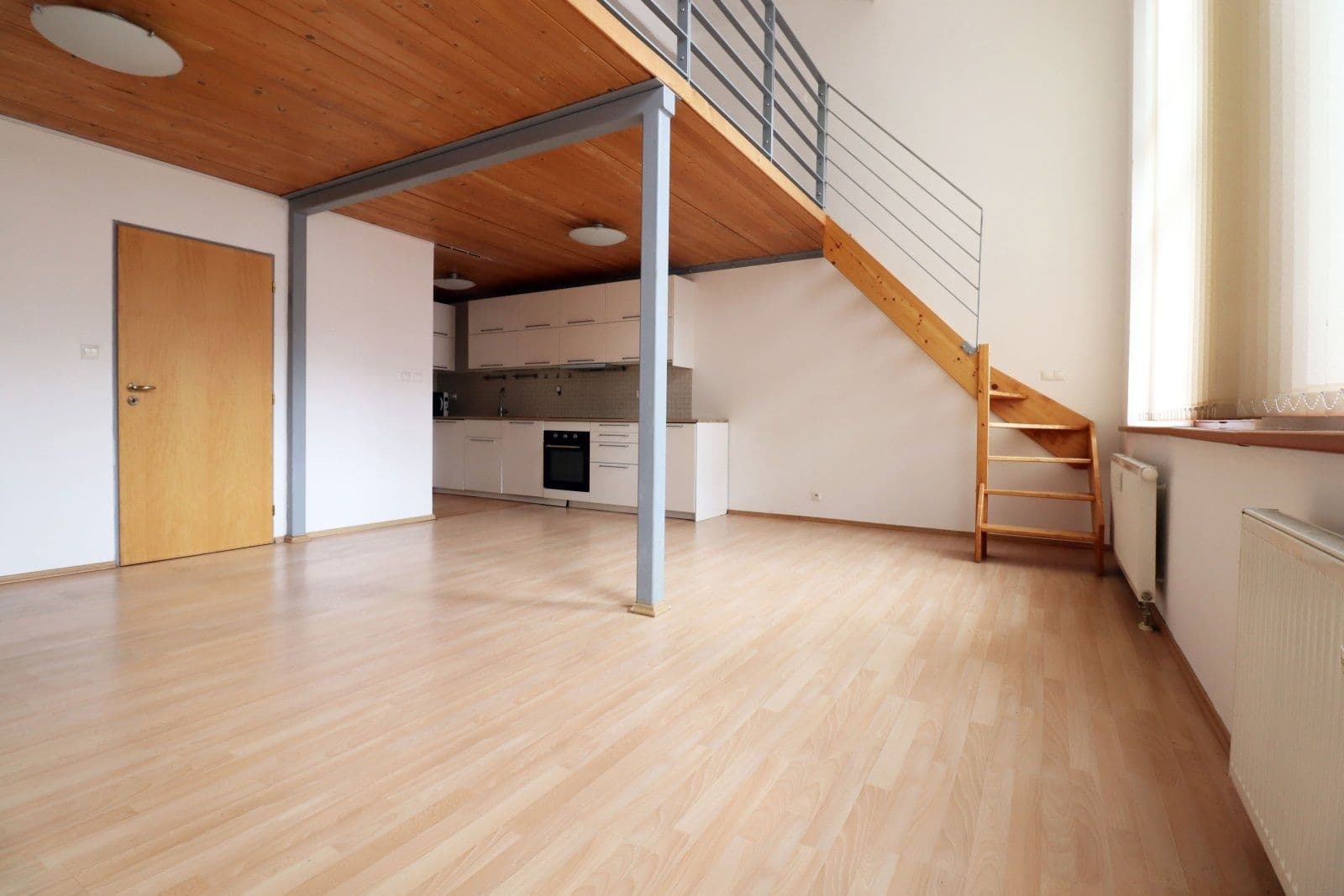 1 bedroom with open-plan kitchen flat to rent, 76 m², Novákových, Prague, Prague 1 bedroom with open-plan kitchen flat to rent, 76 m², Novákových, Prague, Prague