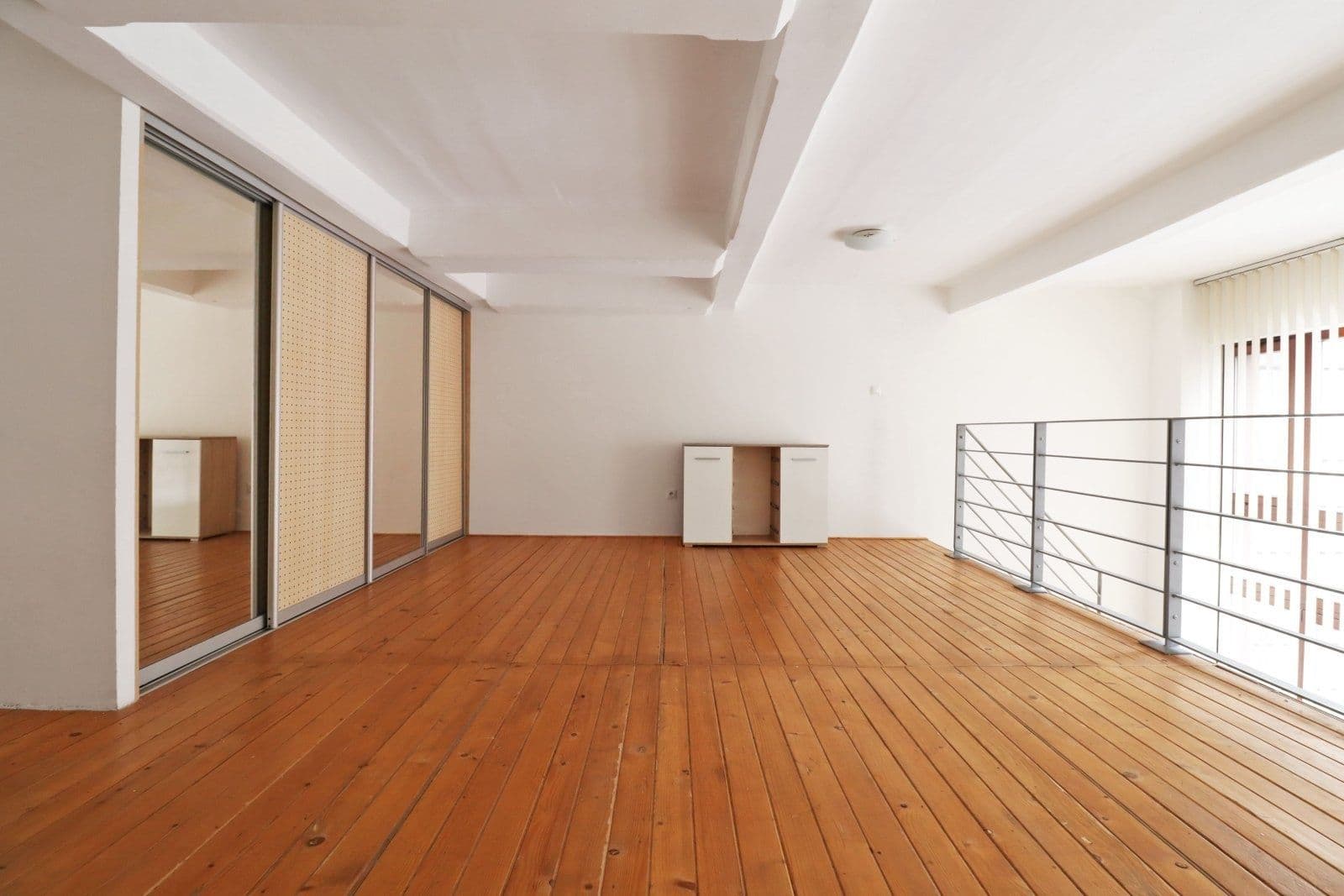 1 bedroom with open-plan kitchen flat to rent, 76 m², Novákových, Prague, Prague 1 bedroom with open-plan kitchen flat to rent, 76 m², Novákových, Prague, Prague