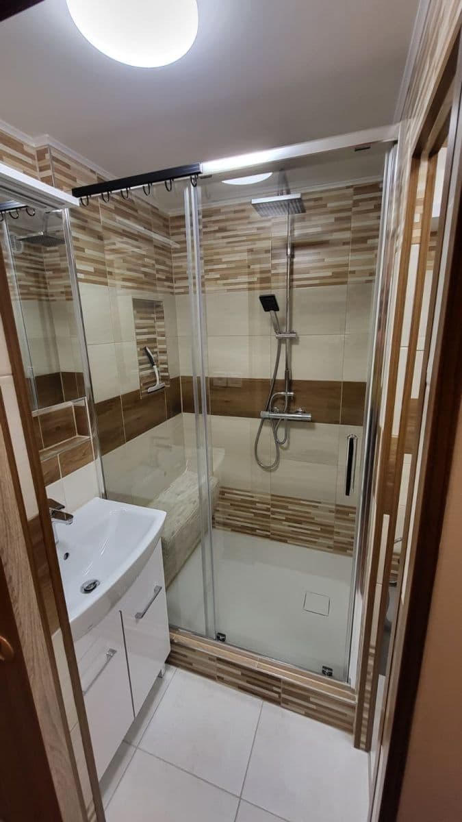 1 bedroom with open-plan kitchen flat to rent, 45 m², Opavská, Teplice, Ústecký Region 1 bedroom with open-plan kitchen flat to rent, 45 m², Opavská, Teplice, Ústecký Region