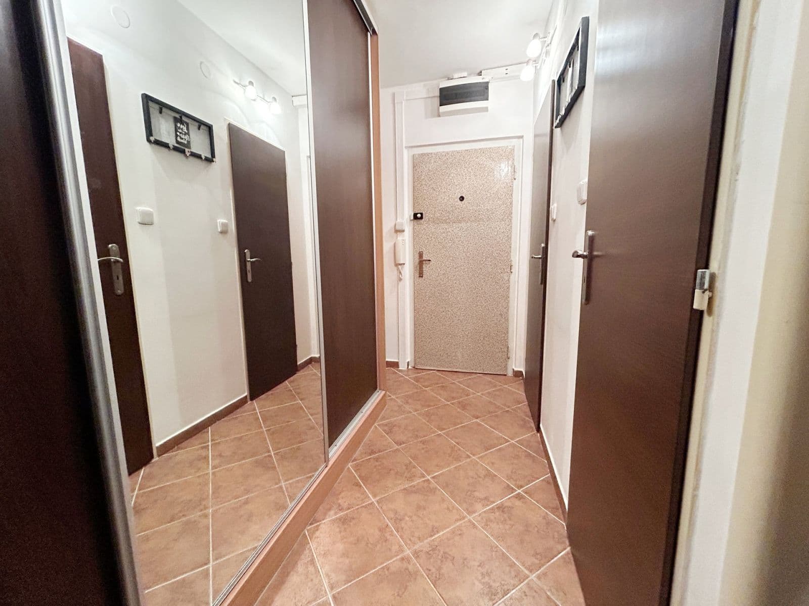 1 bedroom with open-plan kitchen flat to rent, 49 m², Kukelská, Prague, Prague 1 bedroom with open-plan kitchen flat to rent, 49 m², Kukelská, Prague, Prague