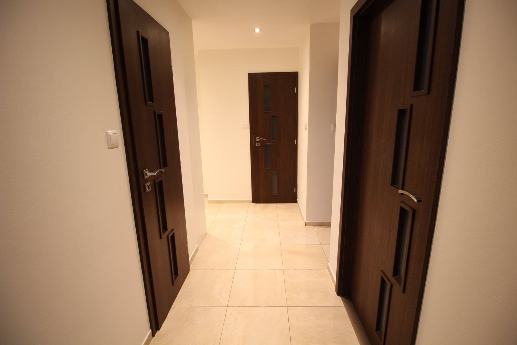 2 bedroom with open-plan kitchen flat to rent, 76 m², Leopoldova, Prague, Prague 2 bedroom with open-plan kitchen flat to rent, 76 m², Leopoldova, Prague, Prague