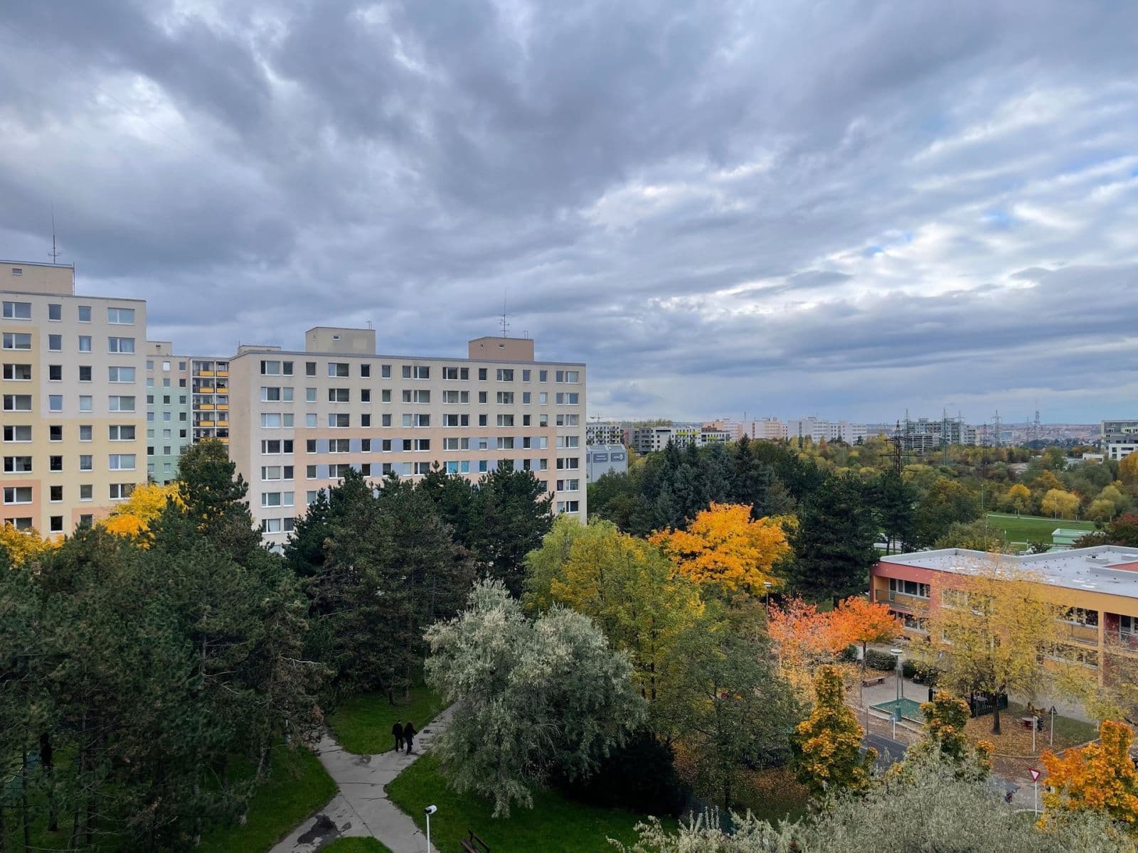 2 bedroom with open-plan kitchen flat to rent, 76 m², Leopoldova, Prague, Prague 2 bedroom with open-plan kitchen flat to rent, 76 m², Leopoldova, Prague, Prague