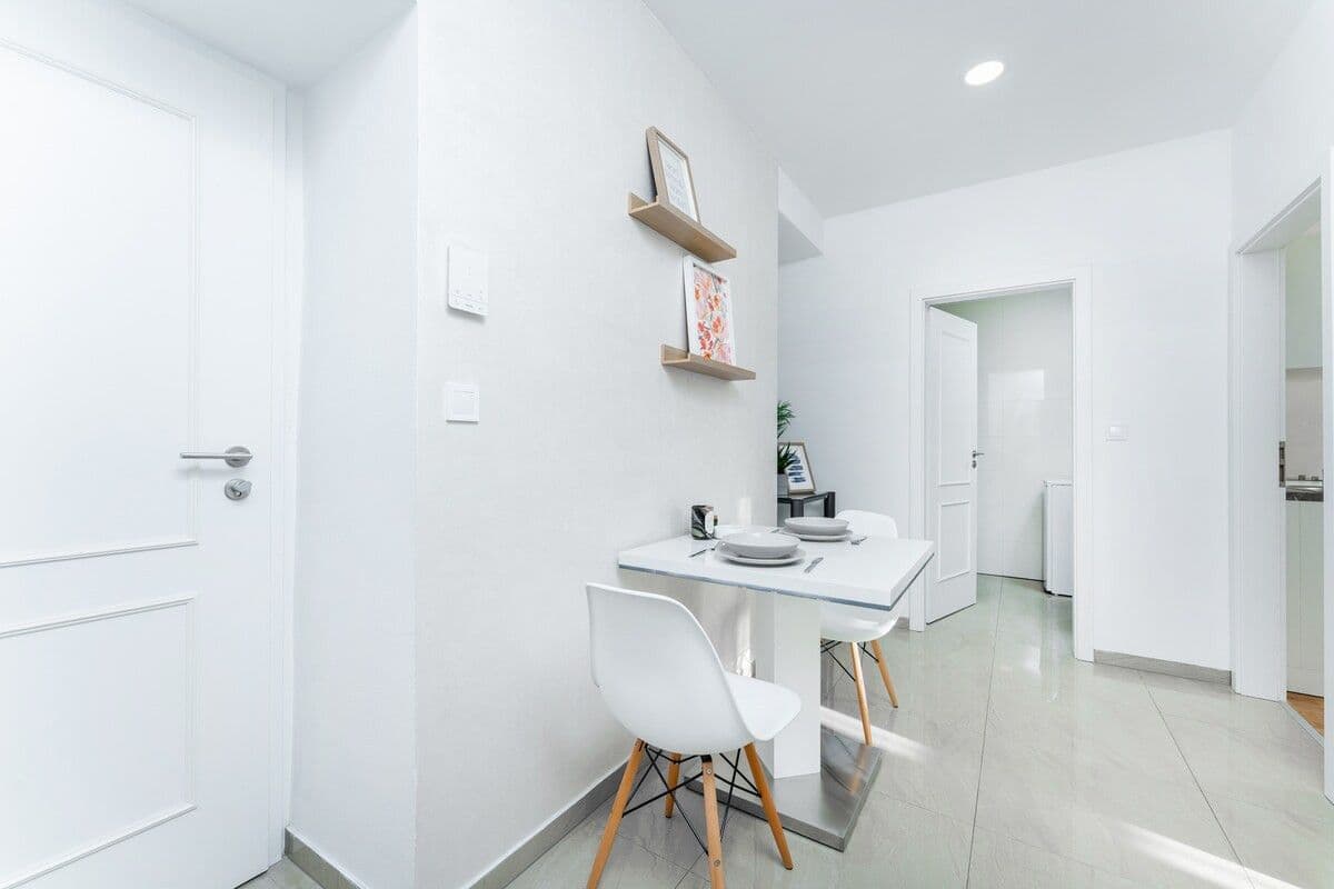 flat to rent, 40 m², Washingtonova, Prague, Prague flat to rent, 40 m², Washingtonova, Prague, Prague