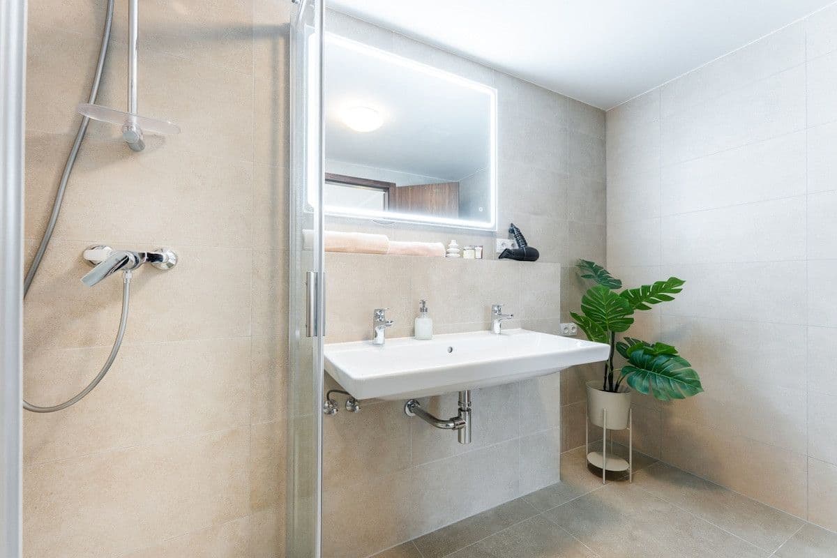 flat to rent, 90 m², Šiklové, Prague, Prague flat to rent, 90 m², Šiklové, Prague, Prague