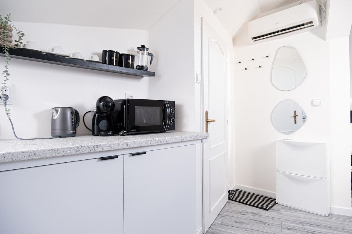 flat to rent, 38 m², Školská, Prague, Prague flat to rent, 38 m², Školská, Prague, Prague