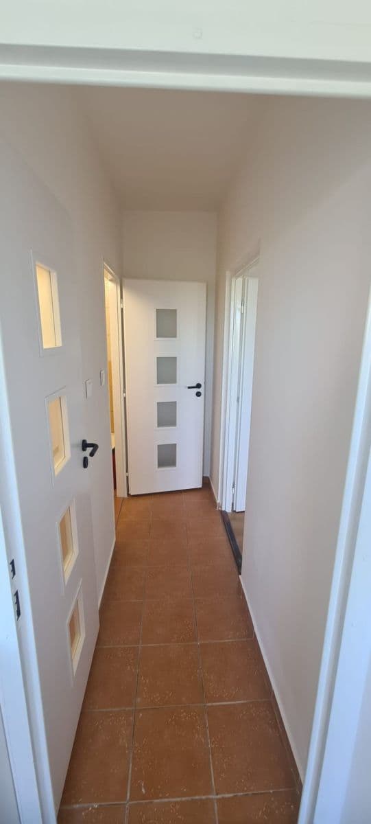 2 bedroom flat to rent, 65 m², Hlboká, Levice, Nitriansky Region 2 bedroom flat to rent, 65 m², Hlboká, Levice, Nitriansky Region