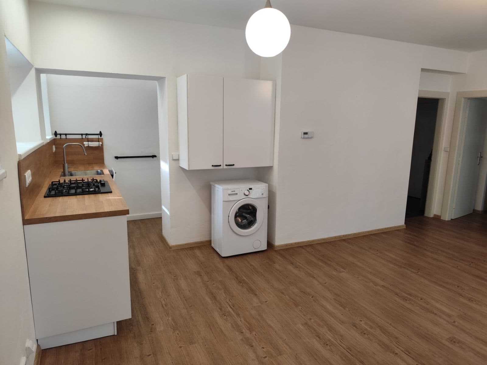 1 bedroom with open-plan kitchen flat to rent, 43 m², Renneská třída, Brno, Jihomoravský Region 1 bedroom with open-plan kitchen flat to rent, 43 m², Renneská třída, Brno, Jihomoravský Region