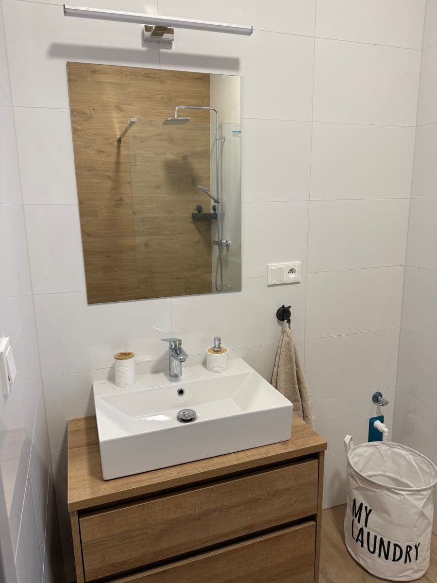 1 bedroom with open-plan kitchen flat to rent, 44 m², Na Skále, Čáslav, Středočeský Region 1 bedroom with open-plan kitchen flat to rent, 44 m², Na Skále, Čáslav, Středočeský Region