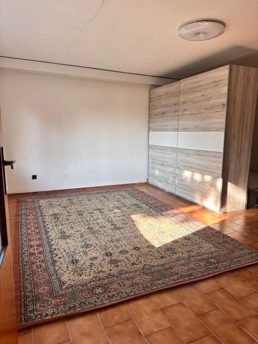 Studio flat to rent, 38 m², Pod Průsekem, Prague, Prague Studio flat to rent, 38 m², Pod Průsekem, Prague, Prague