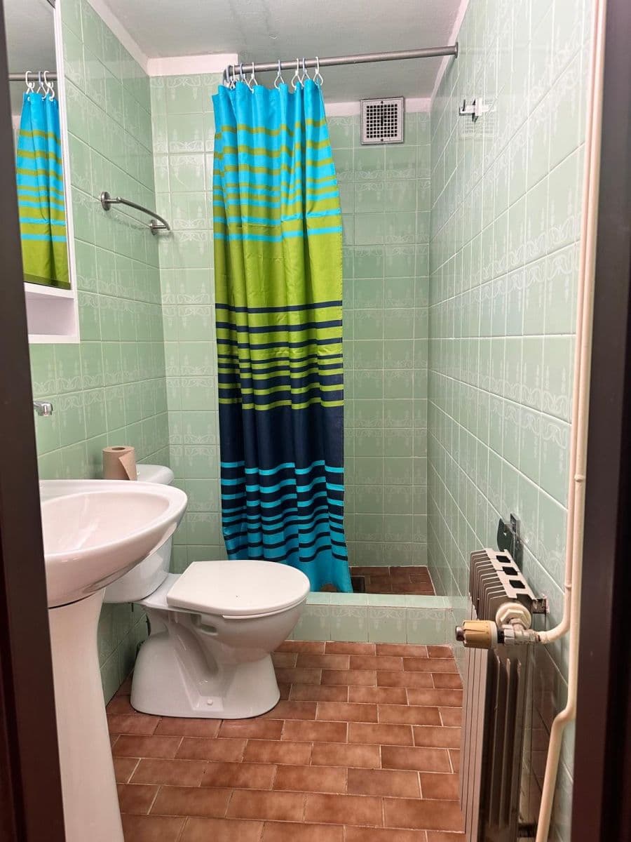 Studio flat to rent, 38 m², Pod Průsekem, Prague, Prague Studio flat to rent, 38 m², Pod Průsekem, Prague, Prague