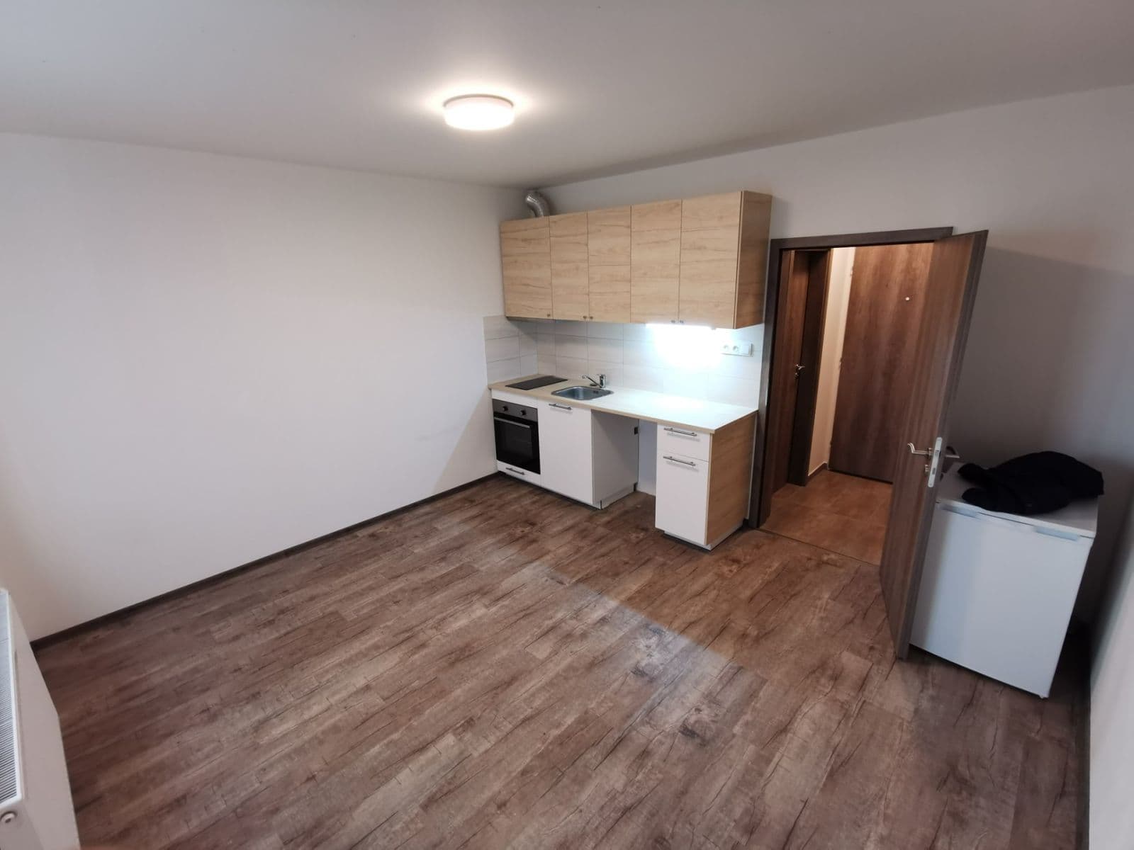 Studio flat to rent, 21 m², Mikšíčkova, Brno, Jihomoravský Region Studio flat to rent, 21 m², Mikšíčkova, Brno, Jihomoravský Region