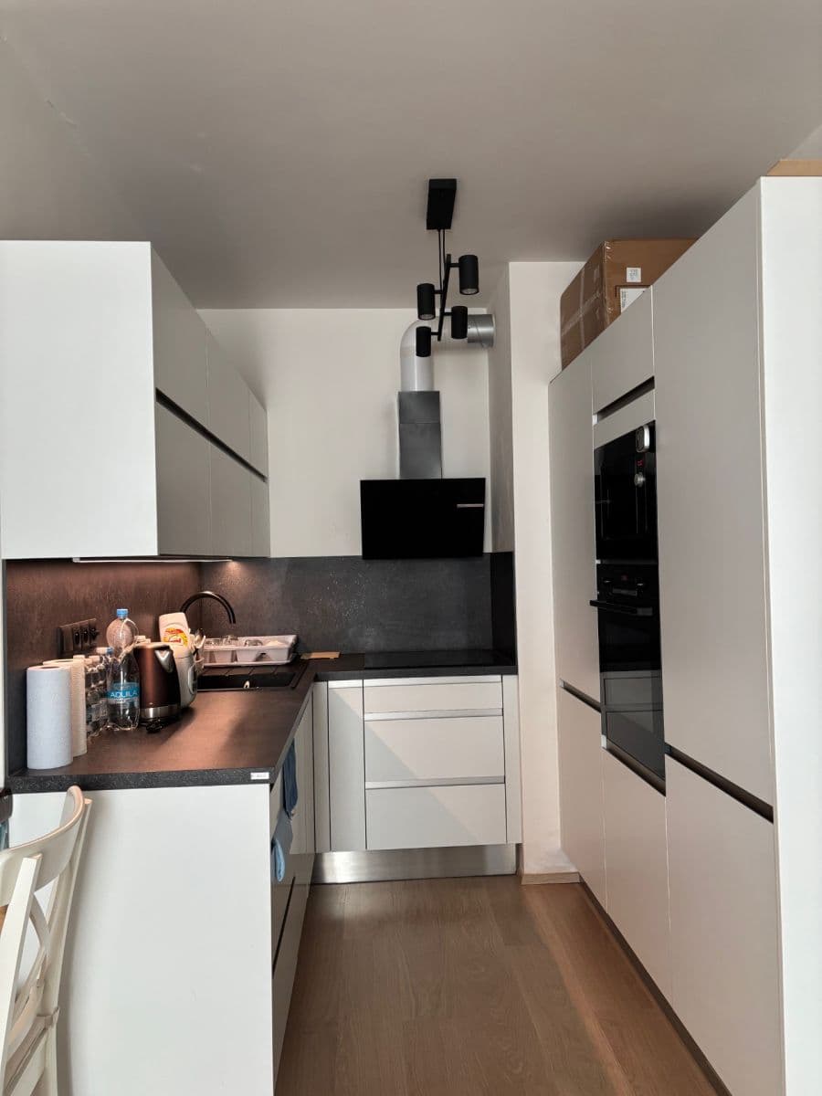 1 bedroom with open-plan kitchen flat to rent, 49 m², Bohumila Landy, Kladno, Středočeský Region 1 bedroom with open-plan kitchen flat to rent, 49 m², Bohumila Landy, Kladno, Středočeský Region