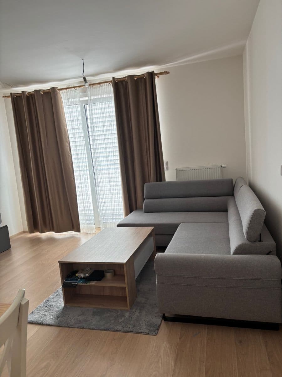 1 bedroom with open-plan kitchen flat to rent, 49 m², Bohumila Landy, Kladno, Středočeský Region 1 bedroom with open-plan kitchen flat to rent, 49 m², Bohumila Landy, Kladno, Středočeský Region