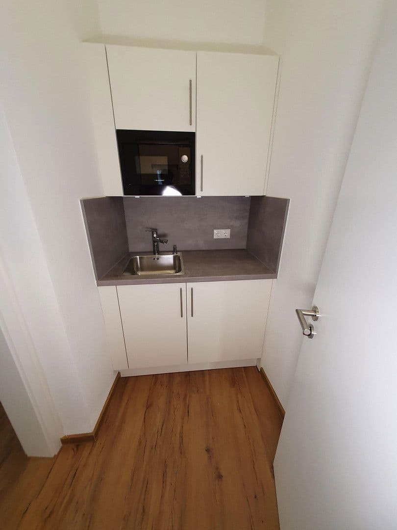 office to rent, 62 m², Bauerngasse 87, Schweinfurt, Bavaria office to rent, 62 m², Bauerngasse 87, Schweinfurt, Bavaria