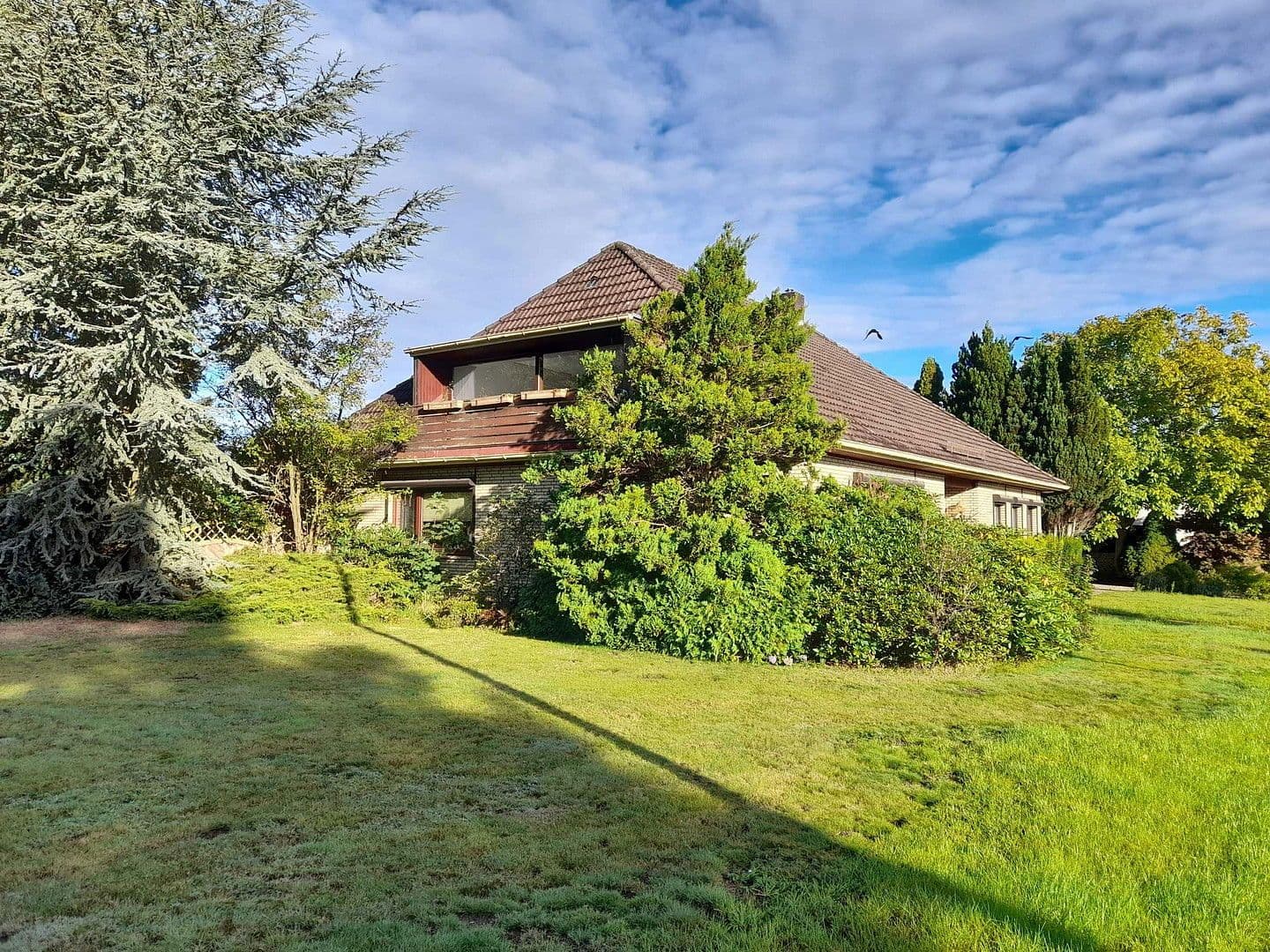 house for sale, 380 m², Roschdohler Weg 104, Neumünster, Schleswig-Holstein house for sale, 380 m², Roschdohler Weg 104, Neumünster, Schleswig-Holstein