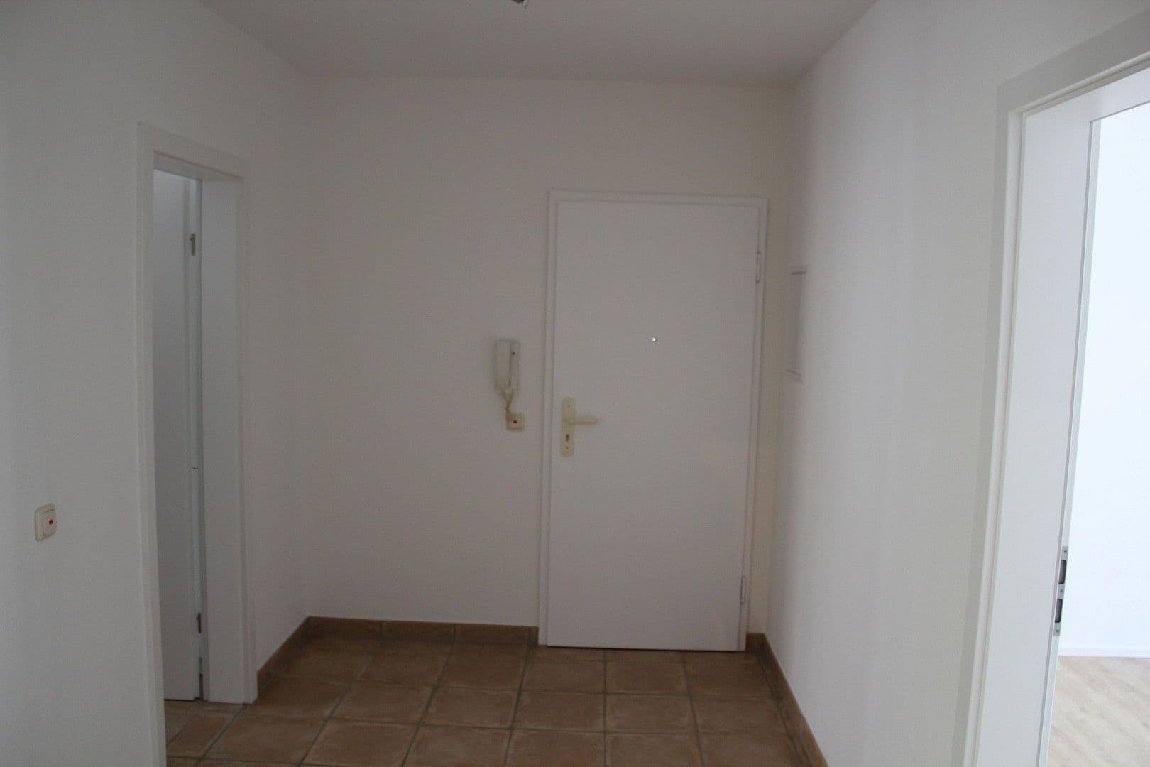 2 bedroom with open-plan kitchen flat for sale, 92 m², Montabaurer Str. 21, Frankfurt, Hesse 2 bedroom with open-plan kitchen flat for sale, 92 m², Montabaurer Str. 21, Frankfurt, Hesse