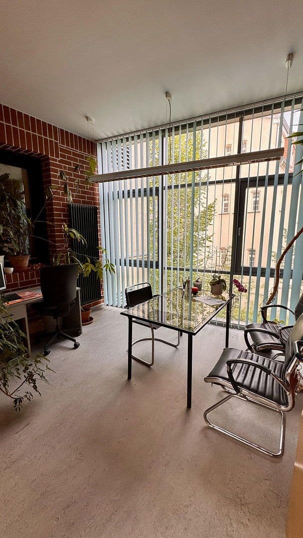 office to rent, 80 m², Marienstr. 4, Neustrelitz, Mecklenburg-Vorpommern office to rent, 80 m², Marienstr. 4, Neustrelitz, Mecklenburg-Vorpommern