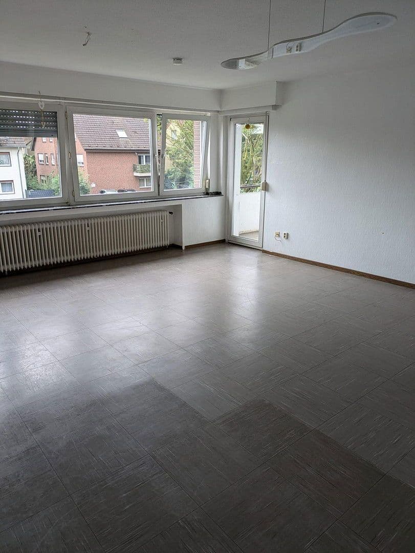 2 bedroom with open-plan kitchen flat to rent, 82 m², Sachsenstrasse 176, Recklinghausen, North Rhine-Westphalia 2 bedroom with open-plan kitchen flat to rent, 82 m², Sachsenstrasse 176, Recklinghausen, North Rhine-Westphalia