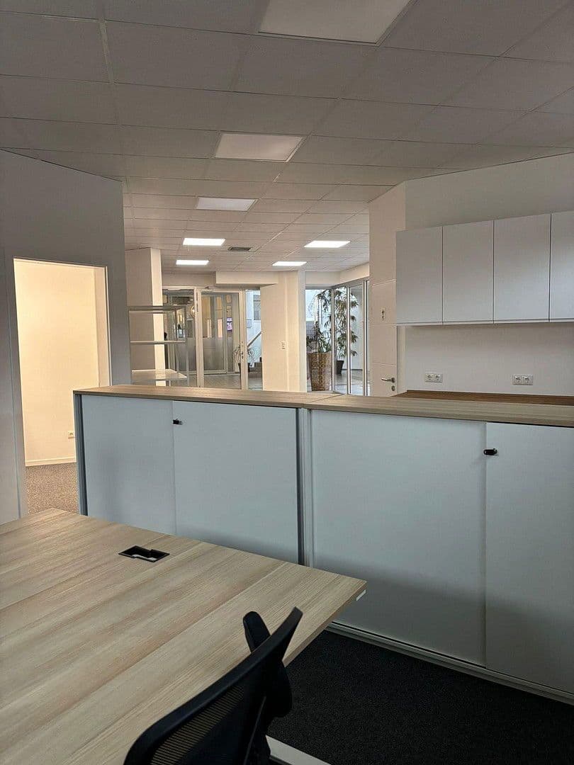 office to rent, 102 m², Poststrasse 10-12, Zeven, Lower Saxony office to rent, 102 m², Poststrasse 10-12, Zeven, Lower Saxony