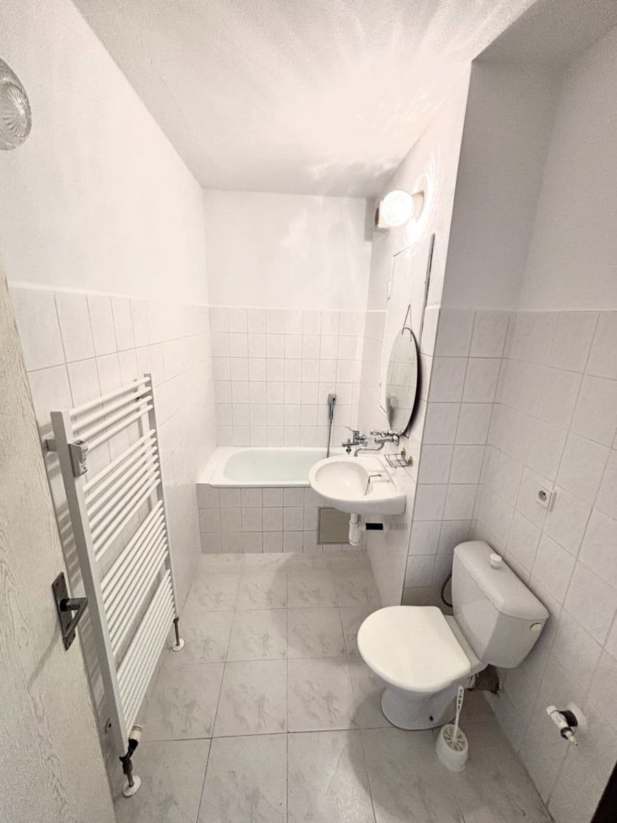 Studio flat for sale, 33 m², Urbinská, Český Krumlov, Jihočeský Region Studio flat for sale, 33 m², Urbinská, Český Krumlov, Jihočeský Region