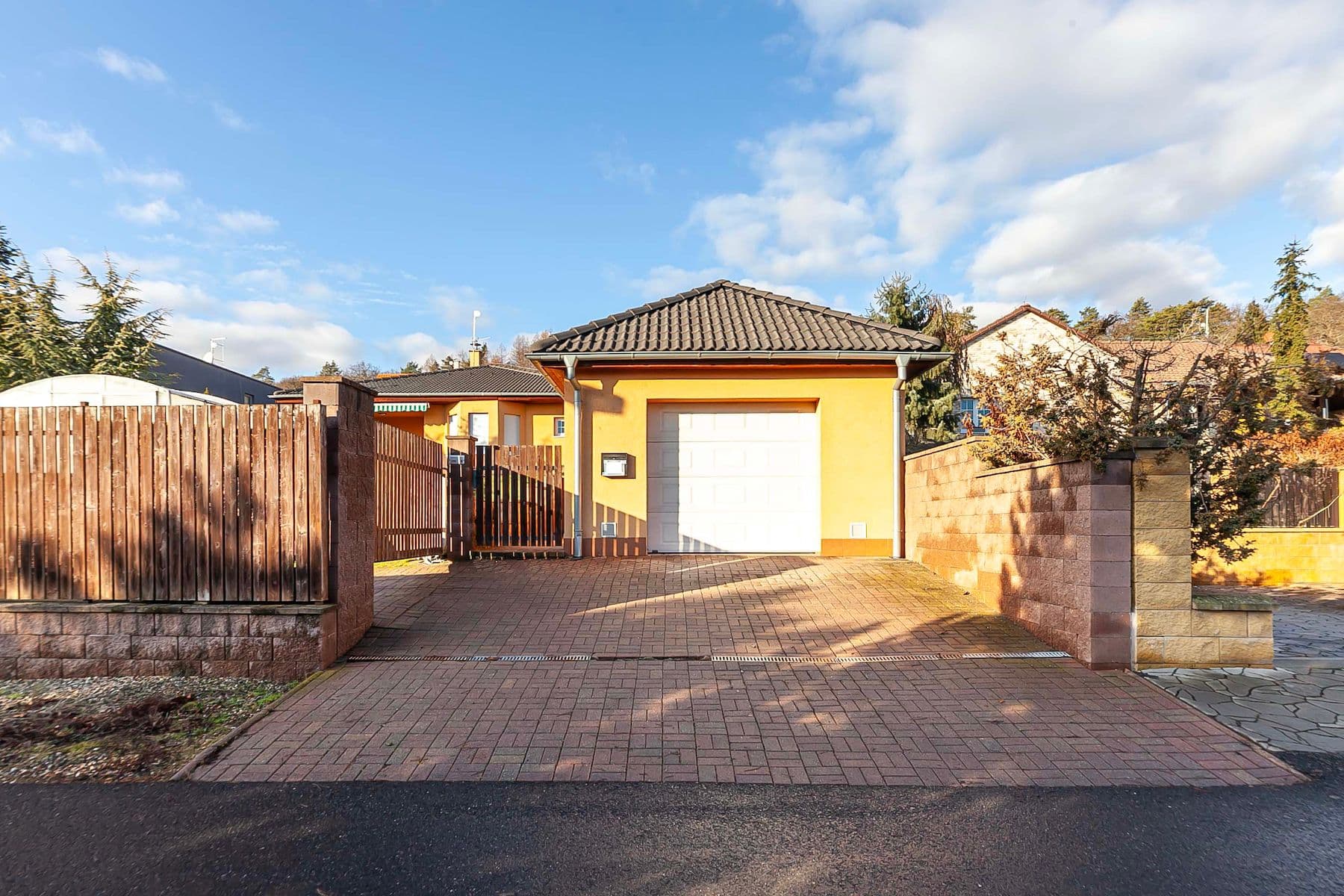 house for sale, 113 m², Ve Stráni, Chomutov, Ústecký Region house for sale, 113 m², Ve Stráni, Chomutov, Ústecký Region