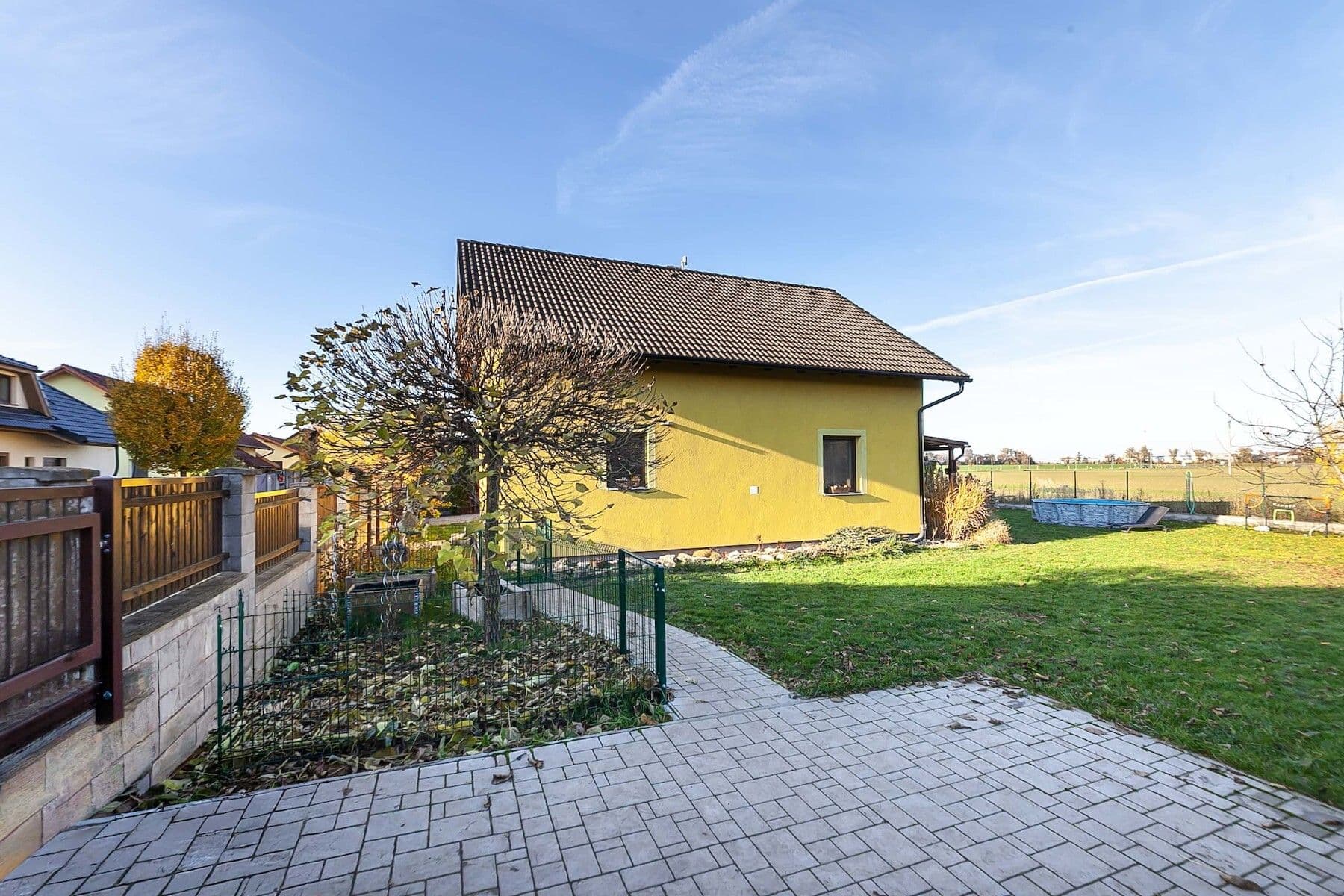 house for sale, 688 m², Radim, Středočeský Region house for sale, 688 m², Radim, Středočeský Region