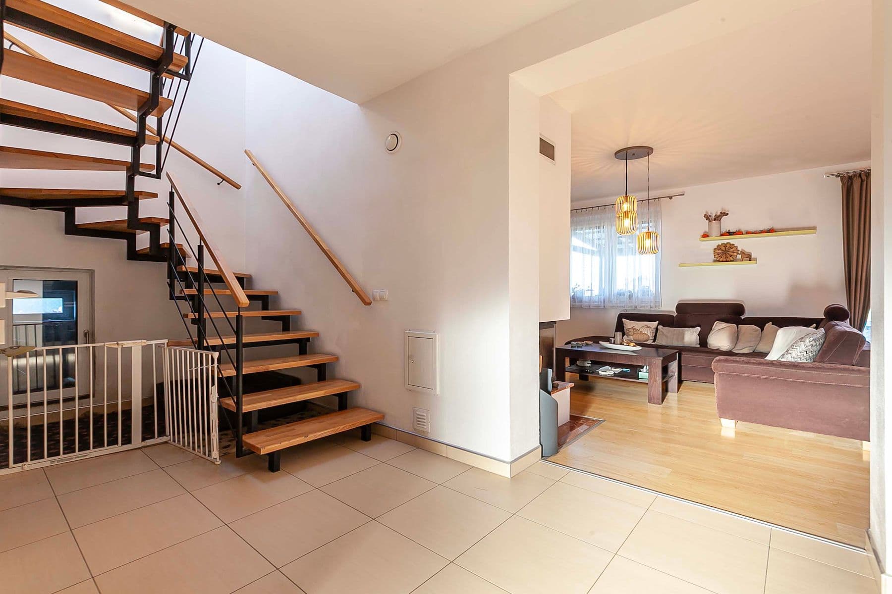 house for sale, 688 m², Radim, Středočeský Region house for sale, 688 m², Radim, Středočeský Region