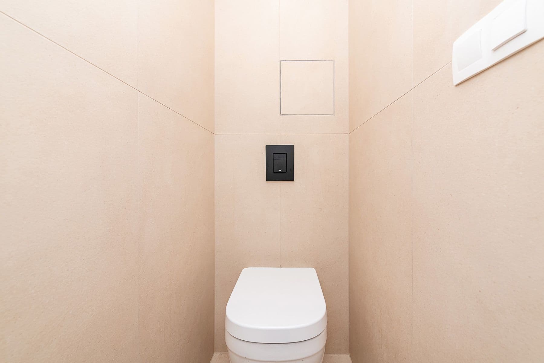 2 bedroom with open-plan kitchen flat for sale, 68 m², Tusarova, Prague, Prague 2 bedroom with open-plan kitchen flat for sale, 68 m², Tusarova, Prague, Prague