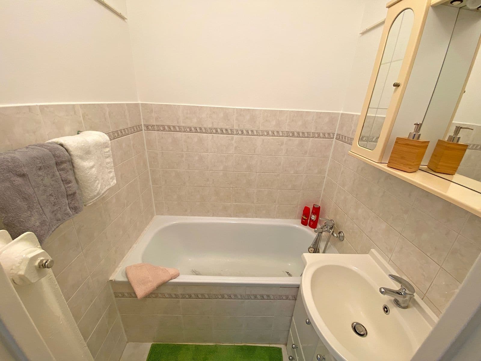 3 bedroom flat to rent, 76 m², Jasmínová, Prague, Prague 3 bedroom flat to rent, 76 m², Jasmínová, Prague, Prague