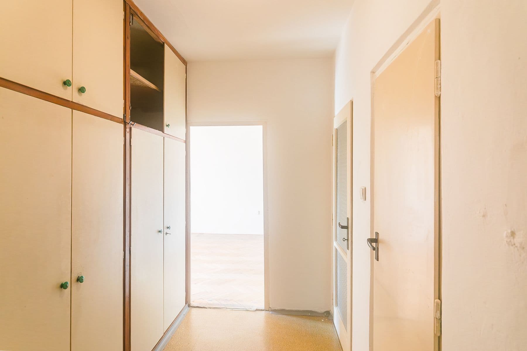 2 bedroom flat for sale, 57 m², Na Petřinách, Prague, Prague 2 bedroom flat for sale, 57 m², Na Petřinách, Prague, Prague