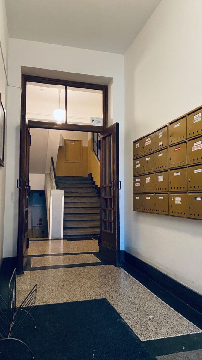 1 bedroom with open-plan kitchen flat for sale, 50 m², Komunardů, Prague, Prague 1 bedroom with open-plan kitchen flat for sale, 50 m², Komunardů, Prague, Prague