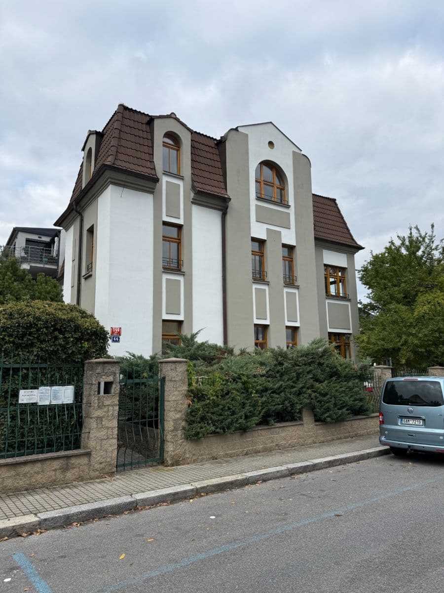 1 bedroom with open-plan kitchen flat to rent, 34 m², Jenečská, Prague, Prague 1 bedroom with open-plan kitchen flat to rent, 34 m², Jenečská, Prague, Prague