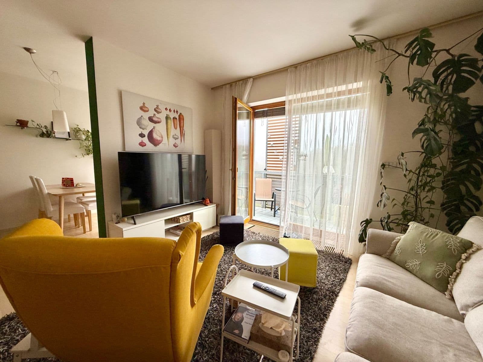 2 bedroom with open-plan kitchen flat to rent, 85 m², Vrbovecká, Brno, Jihomoravský Region 2 bedroom with open-plan kitchen flat to rent, 85 m², Vrbovecká, Brno, Jihomoravský Region