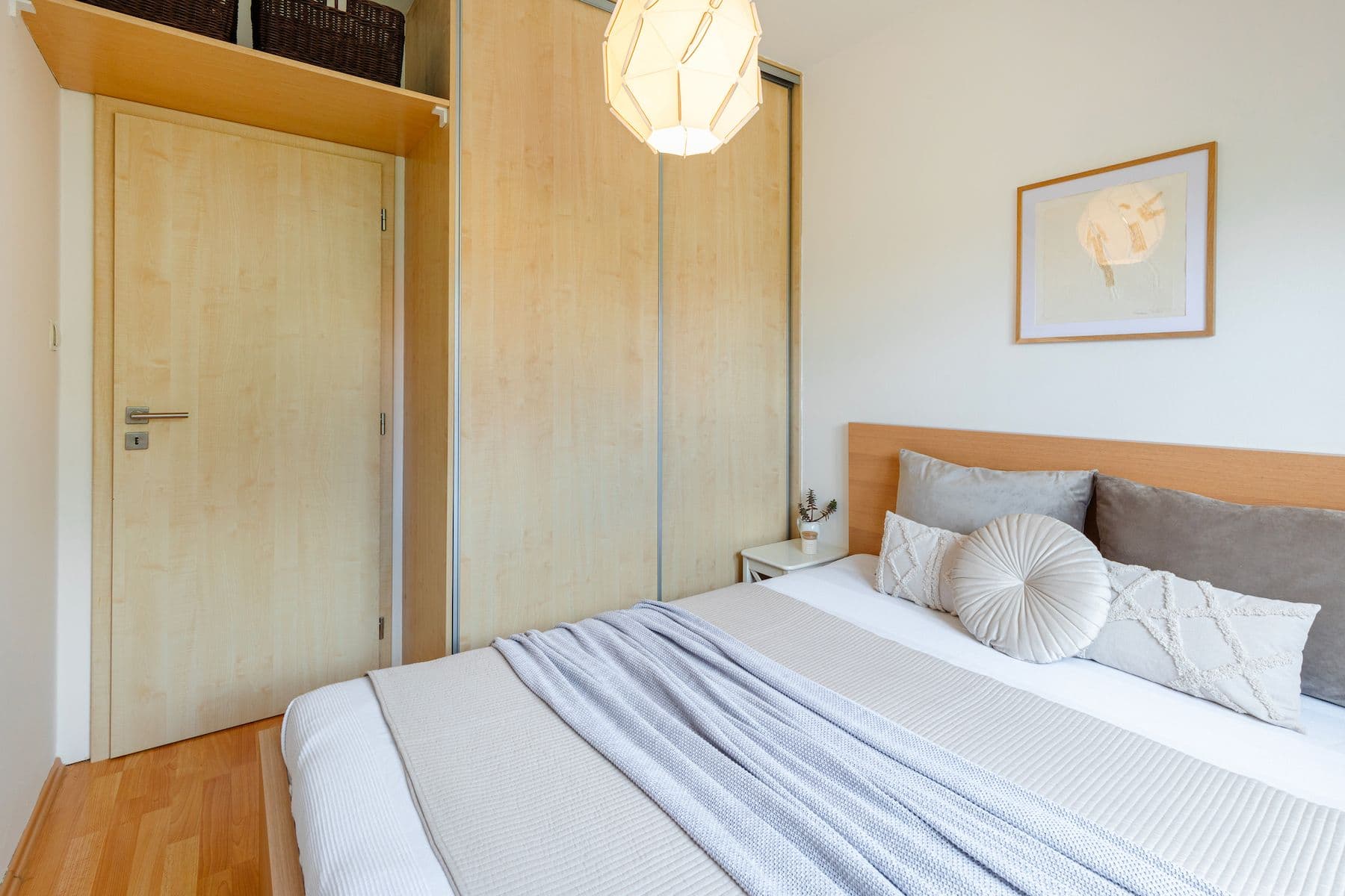 2 bedroom with open-plan kitchen flat for sale, 82 m², Křivoklátská, Prague, Prague 2 bedroom with open-plan kitchen flat for sale, 82 m², Křivoklátská, Prague, Prague