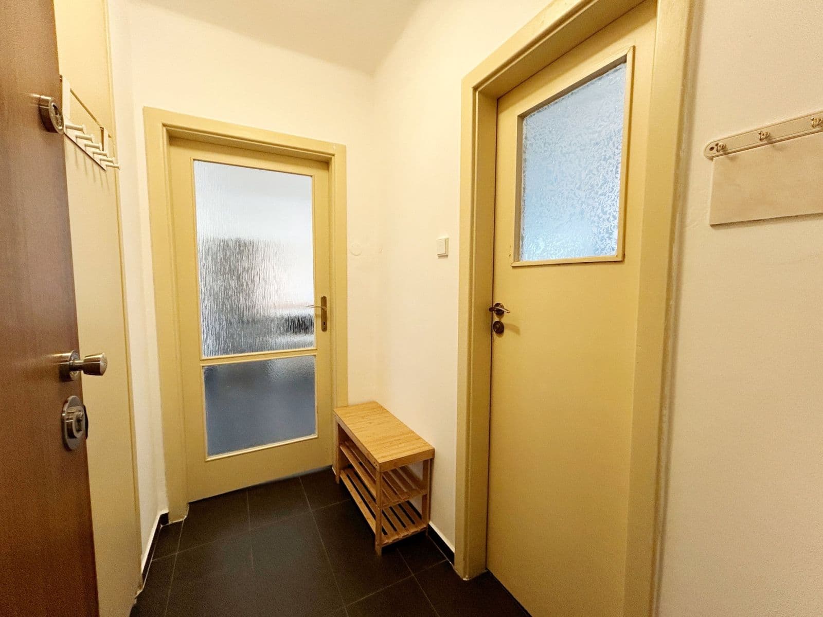 2 bedroom flat to rent, 53 m², Lhotecká, Mníšek pod Brdy, Středočeský Region 2 bedroom flat to rent, 53 m², Lhotecká, Mníšek pod Brdy, Středočeský Region