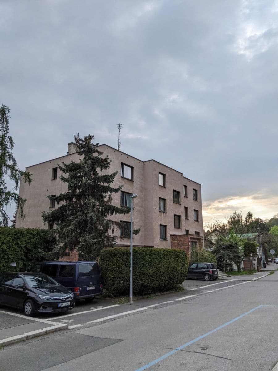 1 bedroom with open-plan kitchen flat to rent, 47 m², Nad Palatou, Prague, Prague 1 bedroom with open-plan kitchen flat to rent, 47 m², Nad Palatou, Prague, Prague