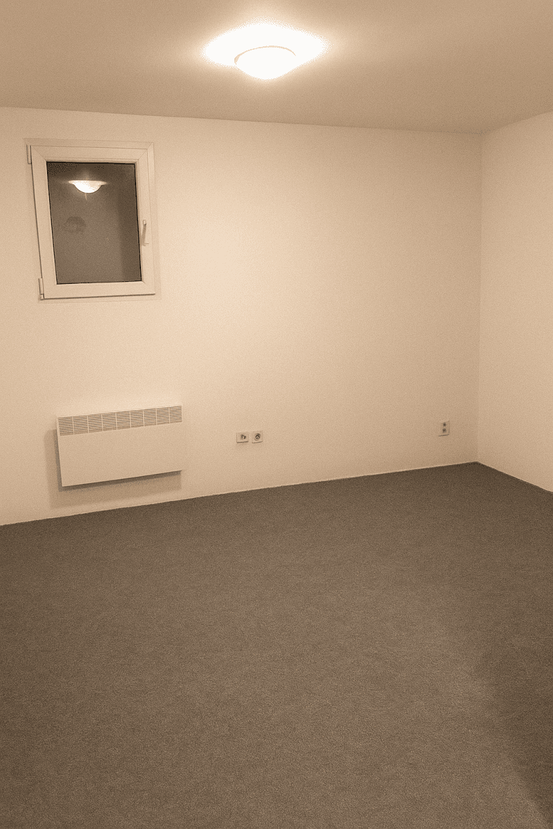 office to rent, 36 m², V. P. Čkalova, Prague, Prague office to rent, 36 m², V. P. Čkalova, Prague, Prague