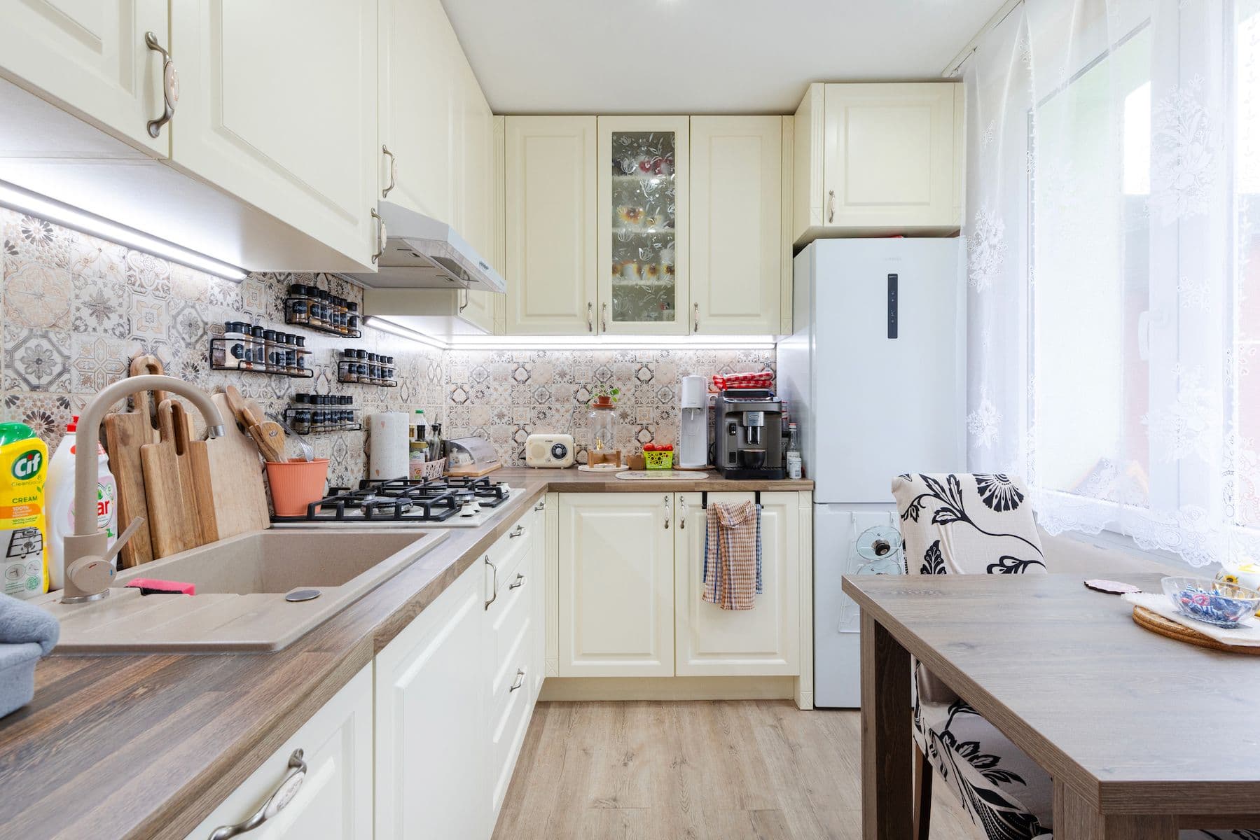 3 bedroom flat for sale, 68 m², Strážnická, Plzeň, Plzeňský Region 3 bedroom flat for sale, 68 m², Strážnická, Plzeň, Plzeňský Region