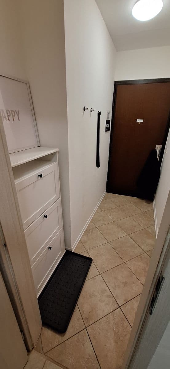 Studio flat to rent, 25 m², V Tůních, Prague, Prague Studio flat to rent, 25 m², V Tůních, Prague, Prague