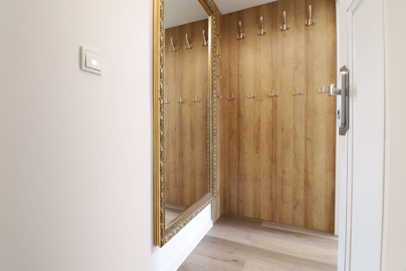 Studio flat to rent, 25 m², U svobodárny, Prague, Prague Studio flat to rent, 25 m², U svobodárny, Prague, Prague