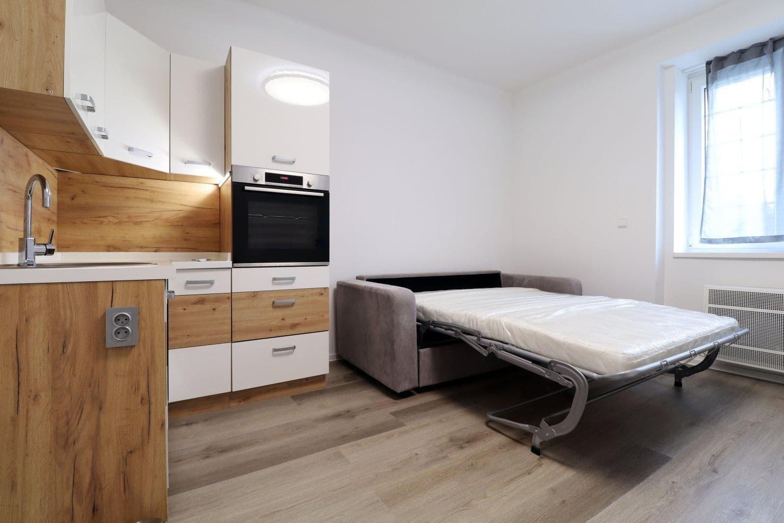 Studio flat to rent, 25 m², U svobodárny, Prague, Prague Studio flat to rent, 25 m², U svobodárny, Prague, Prague