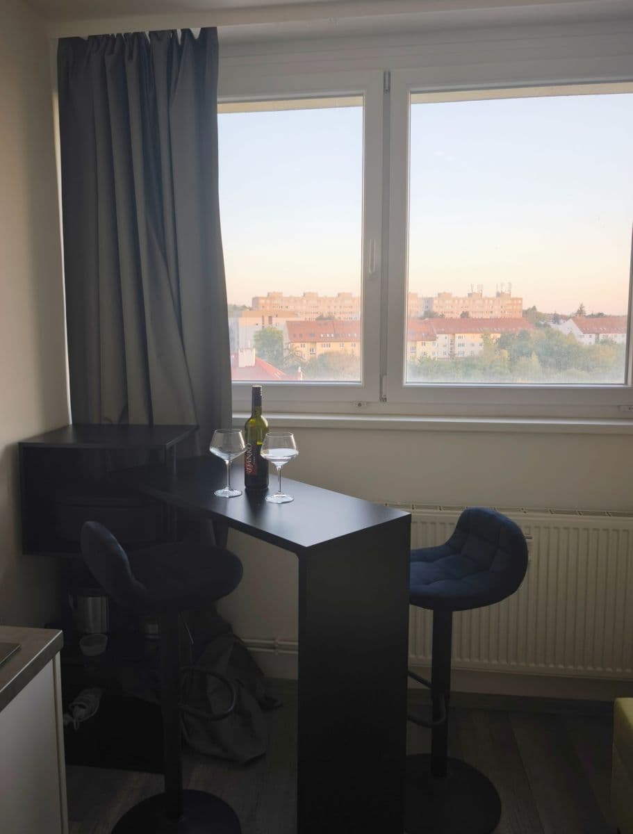Studio flat to rent, 23 m², Děčínská, Prague, Prague Studio flat to rent, 23 m², Děčínská, Prague, Prague