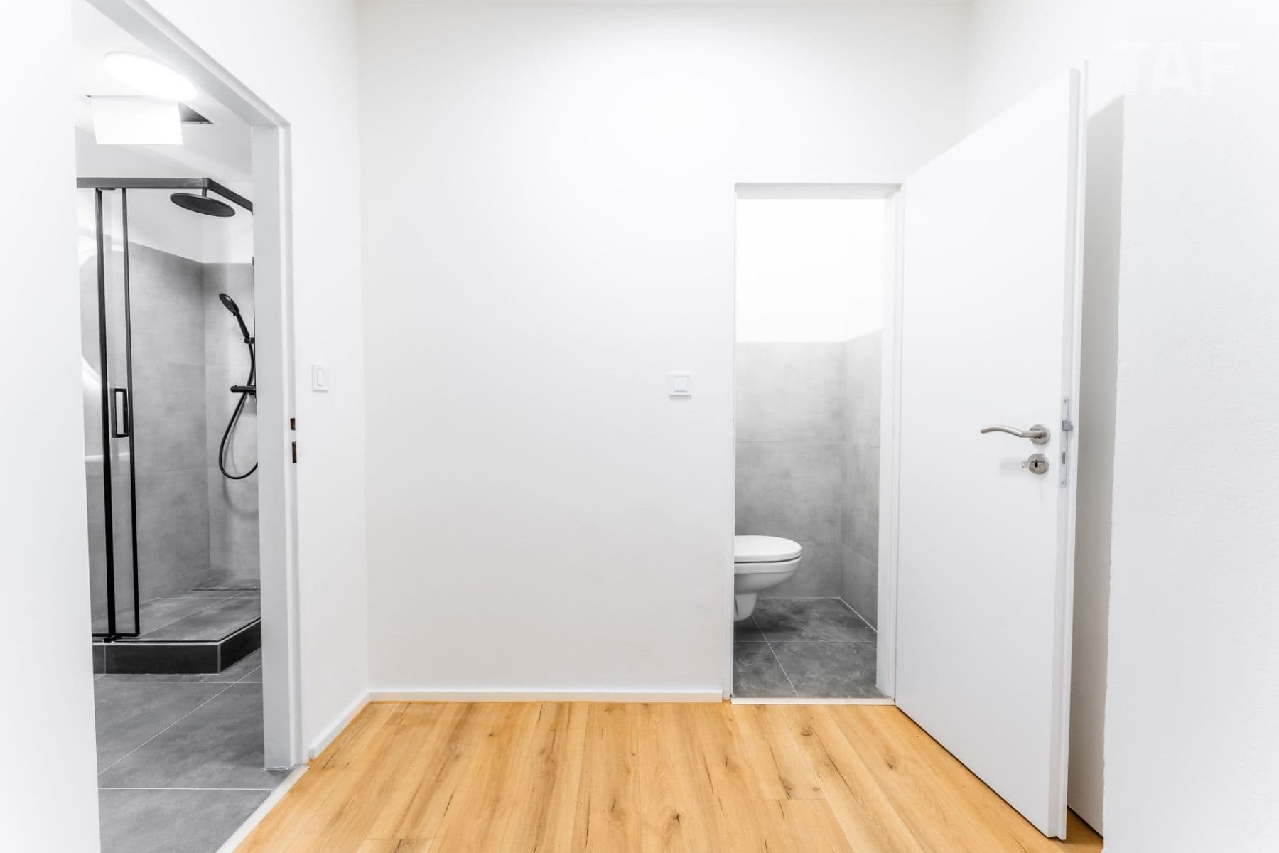 Studio flat to rent, 33 m², Ortenovo náměstí, Prague, Prague Studio flat to rent, 33 m², Ortenovo náměstí, Prague, Prague