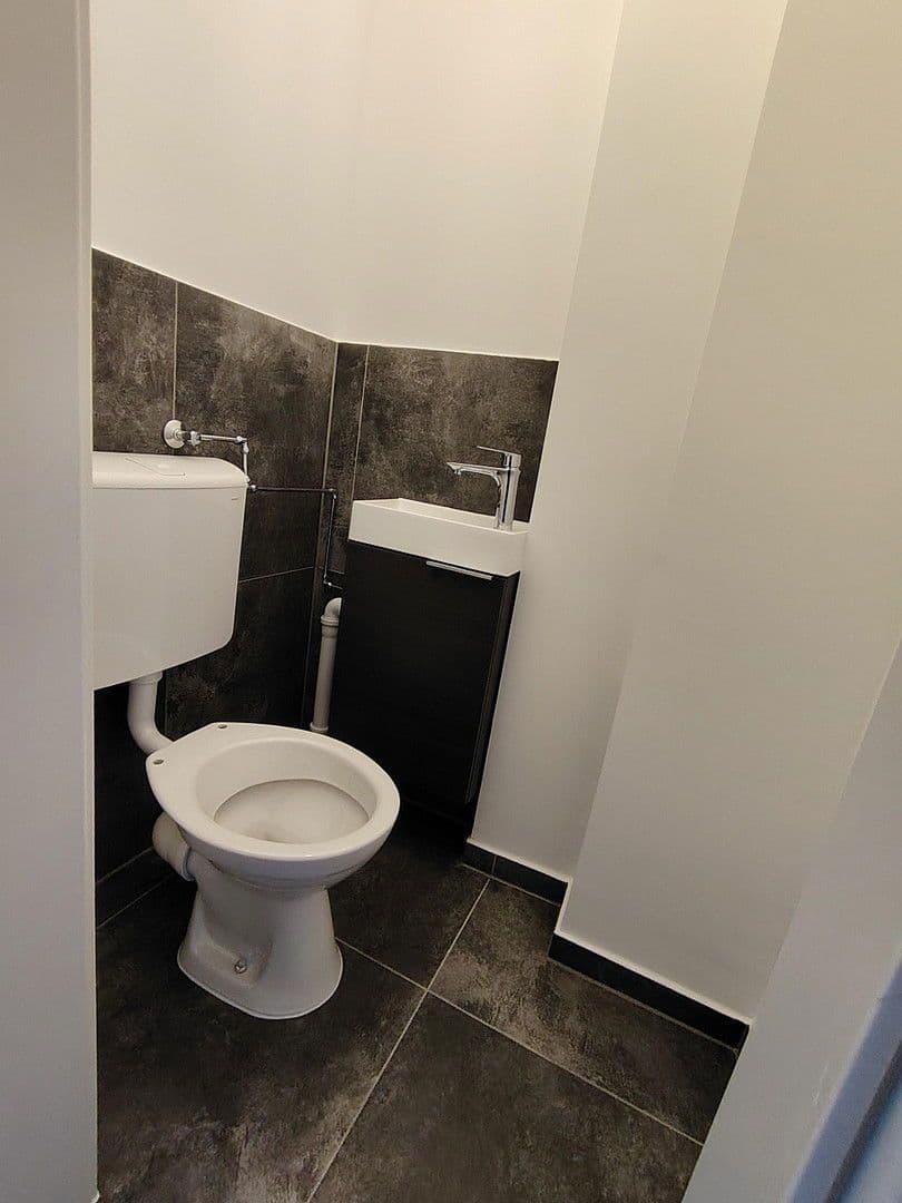 3 bedroom flat to rent, 52 m², Görlitzer Str. 2, Lauf an der Pegnitz, Bavaria 3 bedroom flat to rent, 52 m², Görlitzer Str. 2, Lauf an der Pegnitz, Bavaria