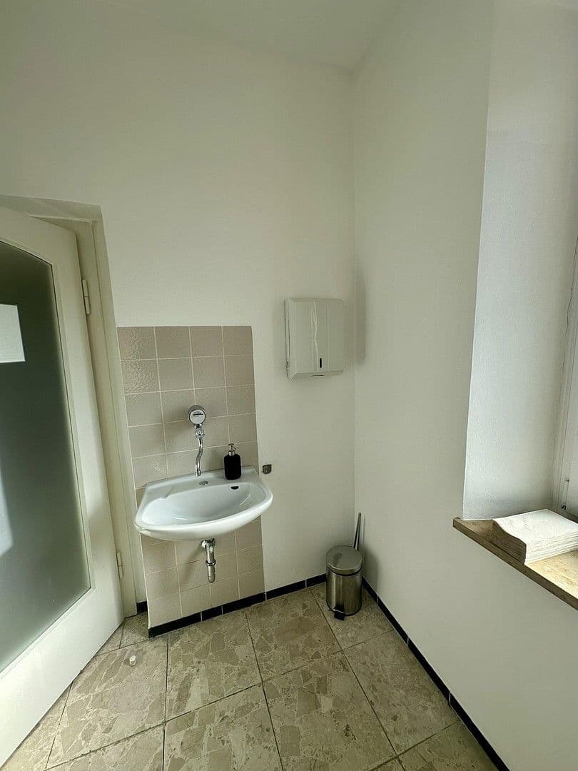 office to rent, 120 m², Bahnhofstraße 21, Penzberg, Bavaria office to rent, 120 m², Bahnhofstraße 21, Penzberg, Bavaria