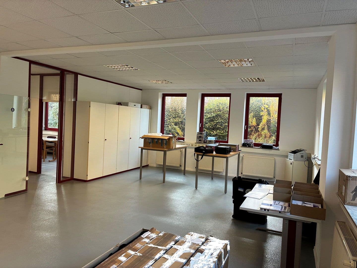 office to rent, 620 m², Industriestrasse 48, Burscheid, North Rhine-Westphalia office to rent, 620 m², Industriestrasse 48, Burscheid, North Rhine-Westphalia