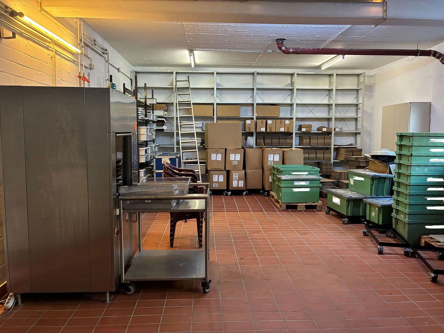 office to rent, 620 m², Industriestrasse 48, Burscheid, North Rhine-Westphalia office to rent, 620 m², Industriestrasse 48, Burscheid, North Rhine-Westphalia