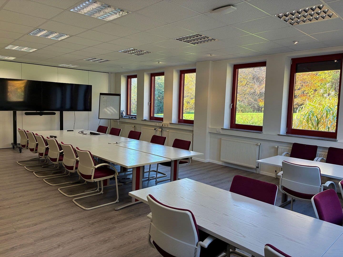 office to rent, 620 m², Industriestrasse 48, Burscheid, North Rhine-Westphalia office to rent, 620 m², Industriestrasse 48, Burscheid, North Rhine-Westphalia