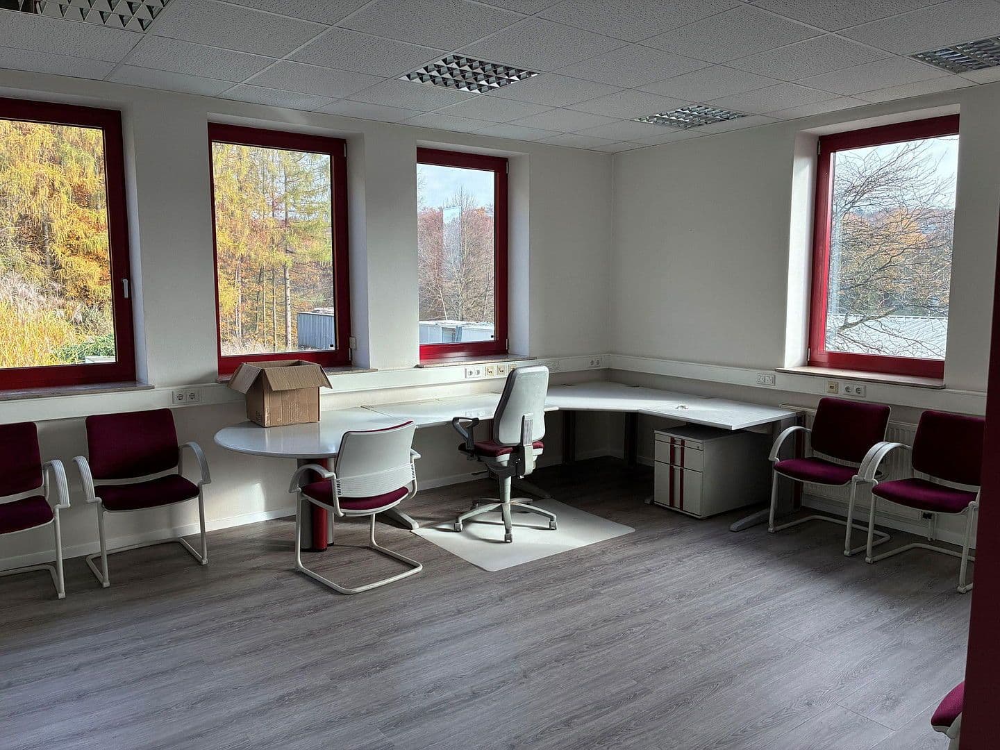 office to rent, 620 m², Industriestrasse 48, Burscheid, North Rhine-Westphalia office to rent, 620 m², Industriestrasse 48, Burscheid, North Rhine-Westphalia