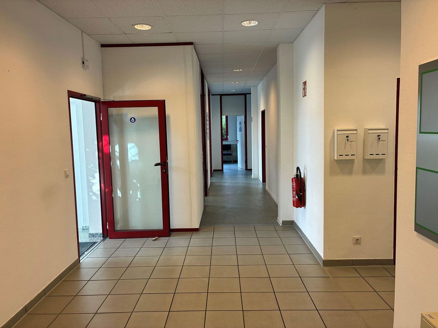 office to rent, 620 m², Industriestrasse 48, Burscheid, North Rhine-Westphalia office to rent, 620 m², Industriestrasse 48, Burscheid, North Rhine-Westphalia